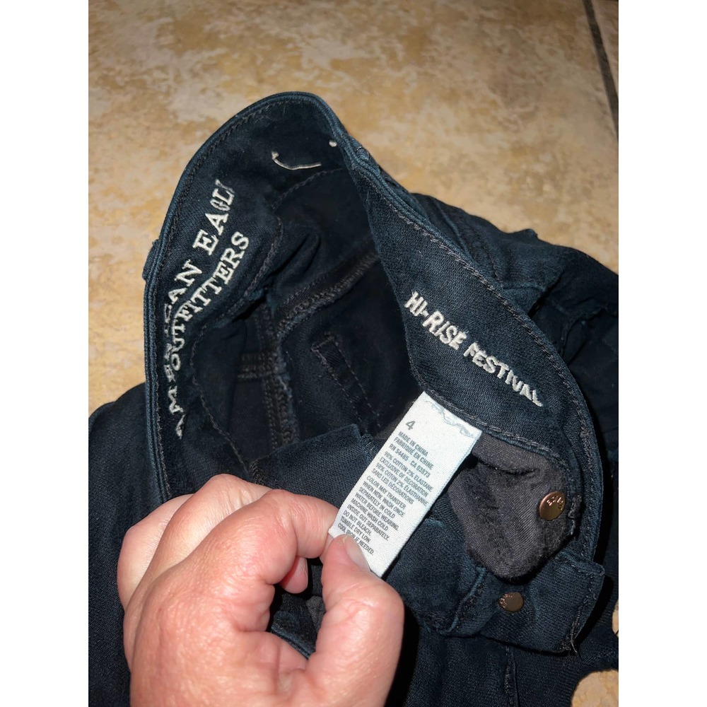 American Eagle Hi Rise Festival Shorts Size 4 - Picture 2 of 3
